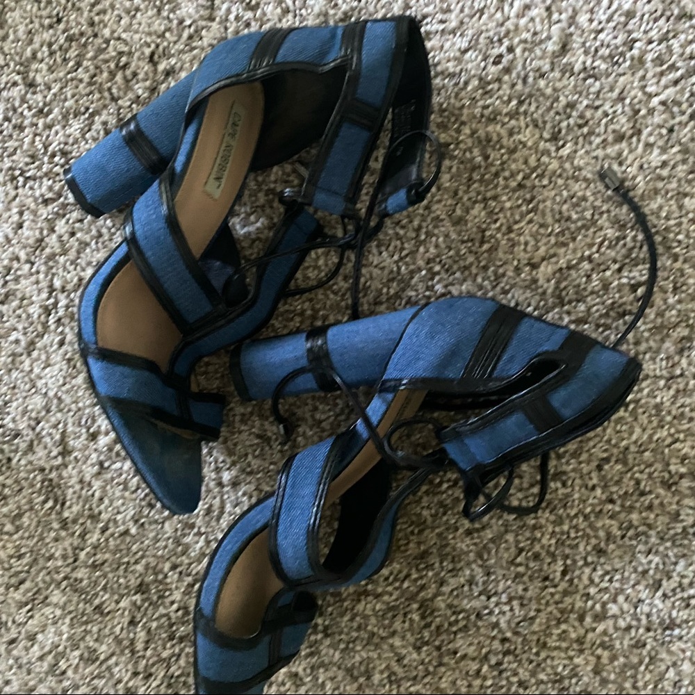 Cape Robbin denim heels sz 9